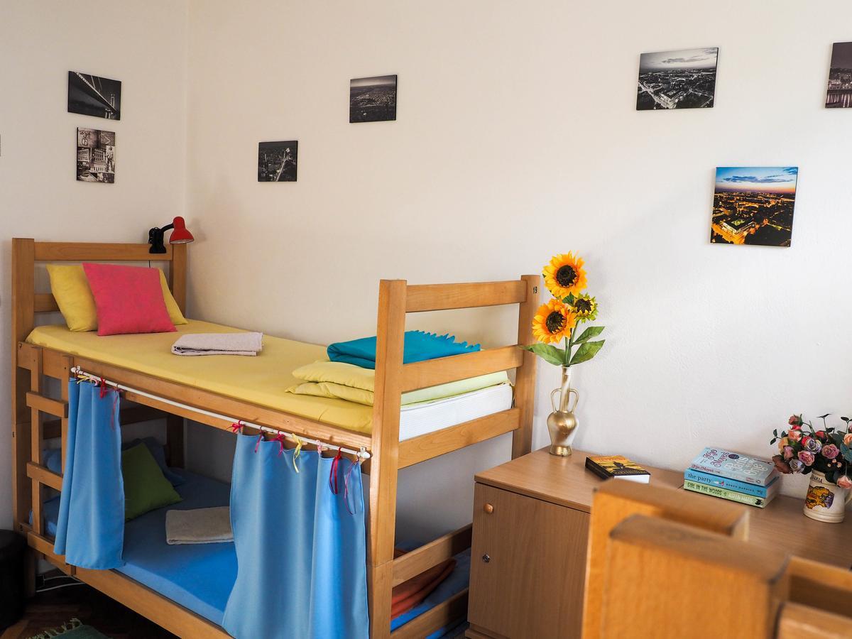 Hostel El Diablo เบลเกรด ภายนอก รูปภาพ