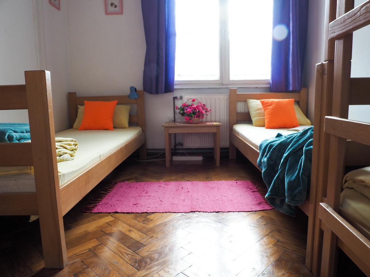 Hostel El Diablo เบลเกรด ภายนอก รูปภาพ
