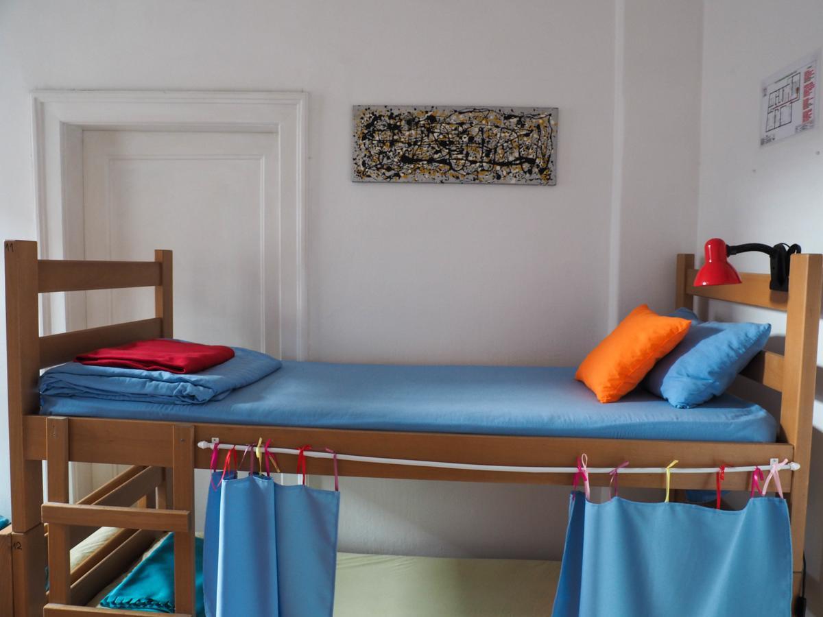 Hostel El Diablo เบลเกรด ภายนอก รูปภาพ